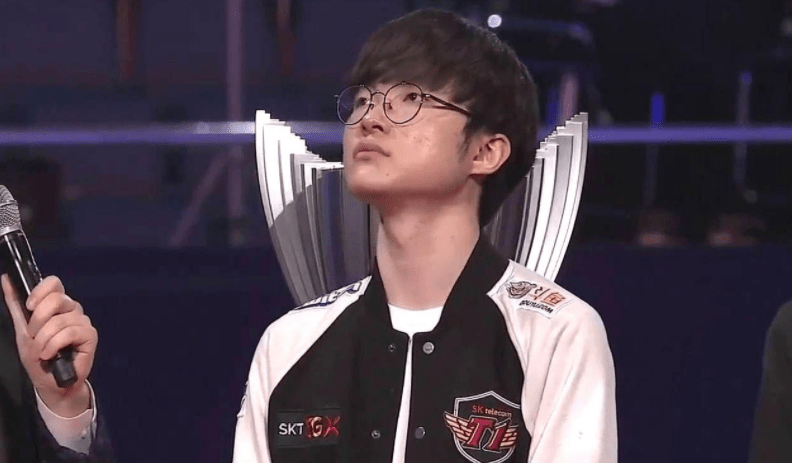 爱游戏官网-KissMeIfYouCan翻译版本