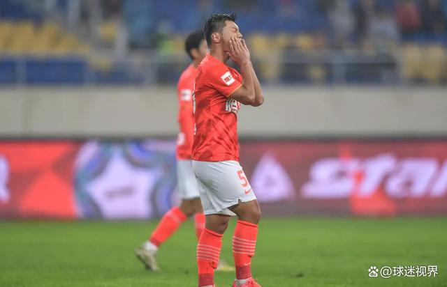 爱游戏-2024cba全明星周末赛颁奖仪式